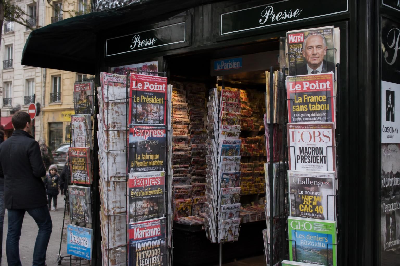 découvrez les grands titres de la presse magazine encore disponibles en kiosque en france, pour rester informé des actualités et tendances.