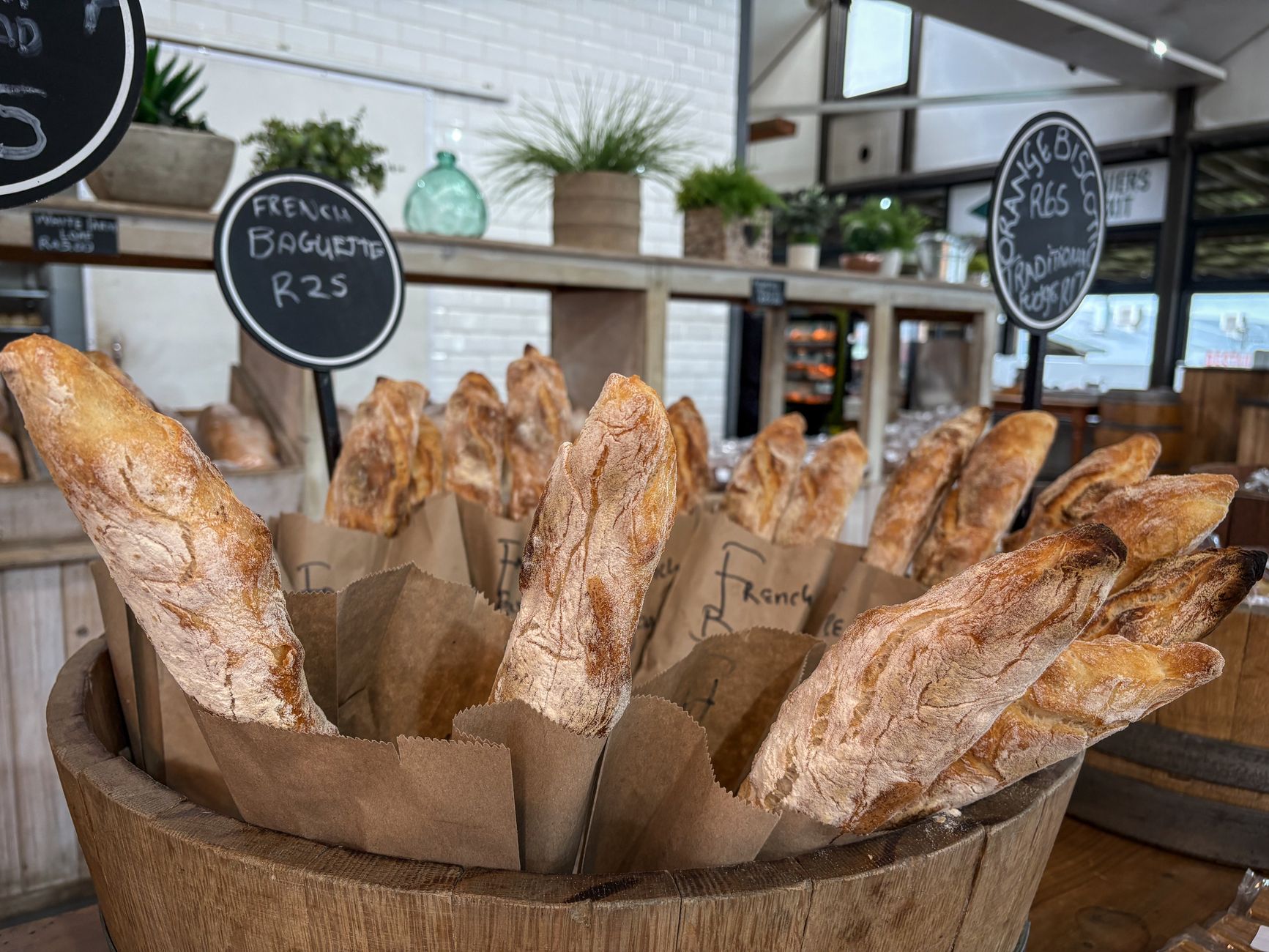 Publicité sur sac à pain et marketing de proximité : pourquoi ce support fonctionne vraiment — sac à pain publicitaire exposé